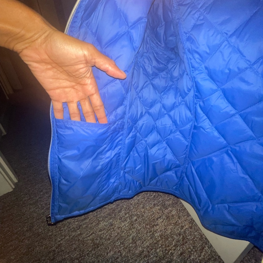 Packable Down Fill Medium Michael Kors Jacket. - image 6